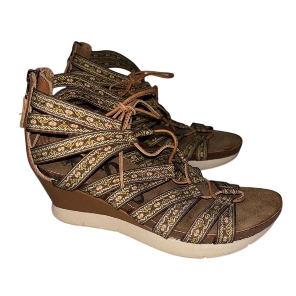 OTBT Way‎ Out Zippered Lace Up Wedge Sandals
